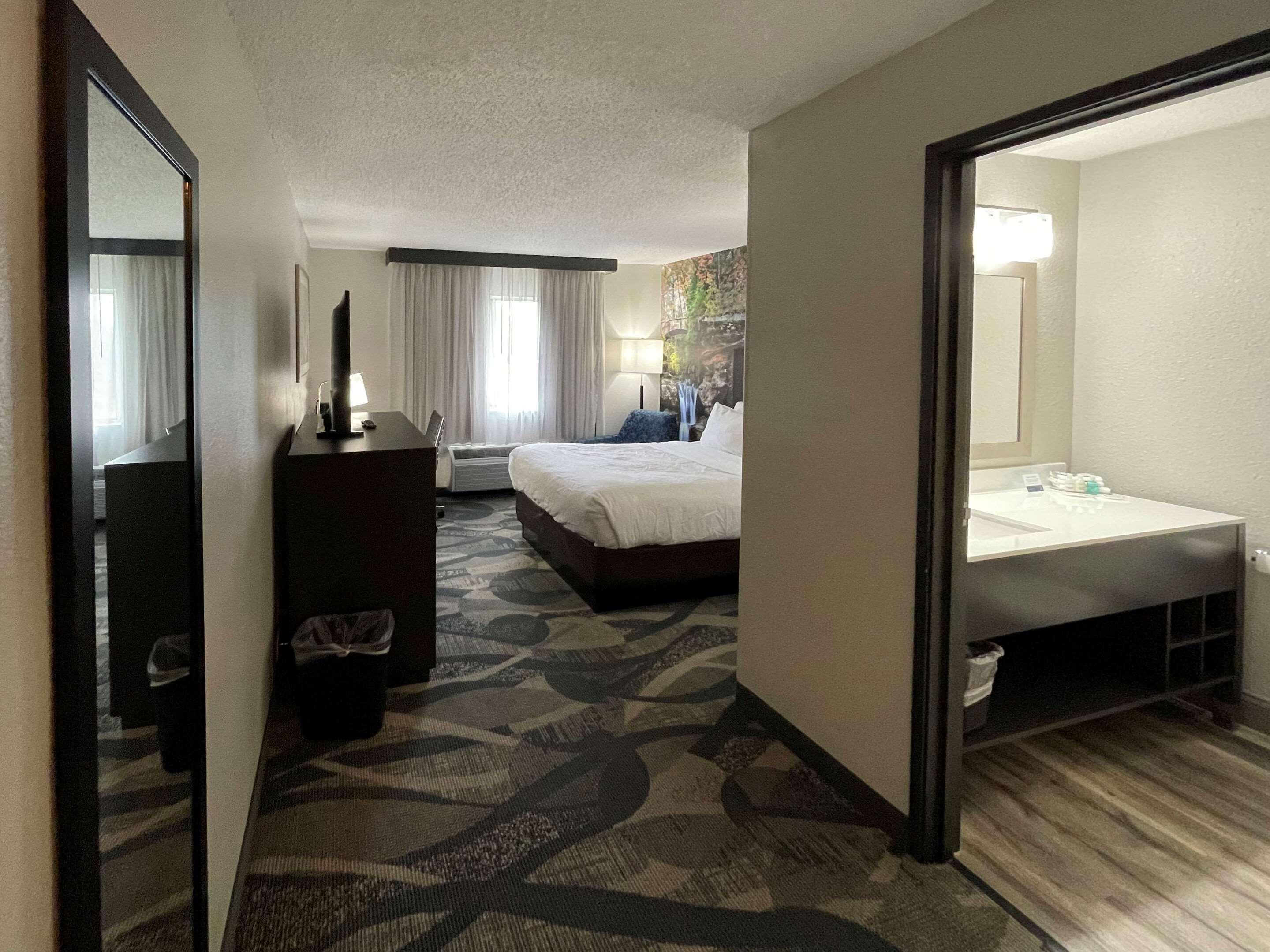 Inn Clarion - Dayton Near Wright Patterson 2*